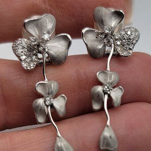 Annamaria Cammilli Seta Moving 18K wg Diamond Floral Earrings